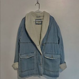 Jean jacket with fur.